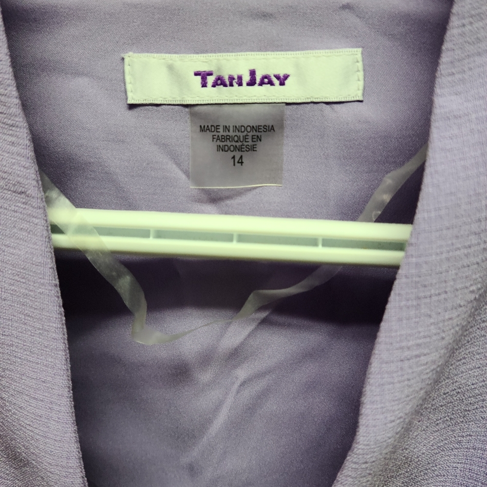 Blazer - Picture 2 of 3